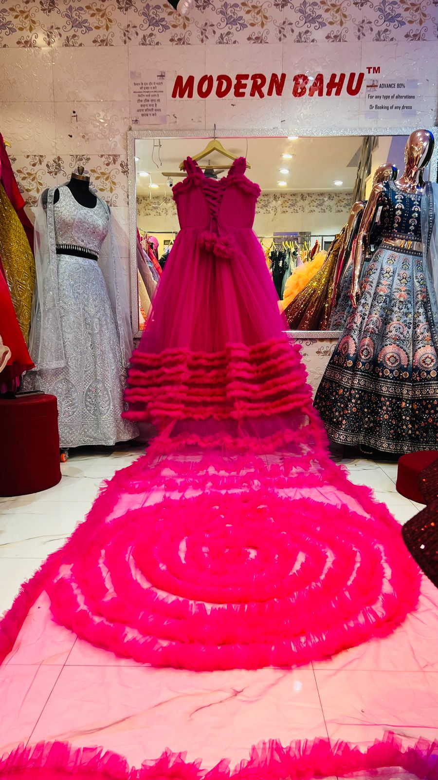 Beautifull Tail Pre-Wedding Gown