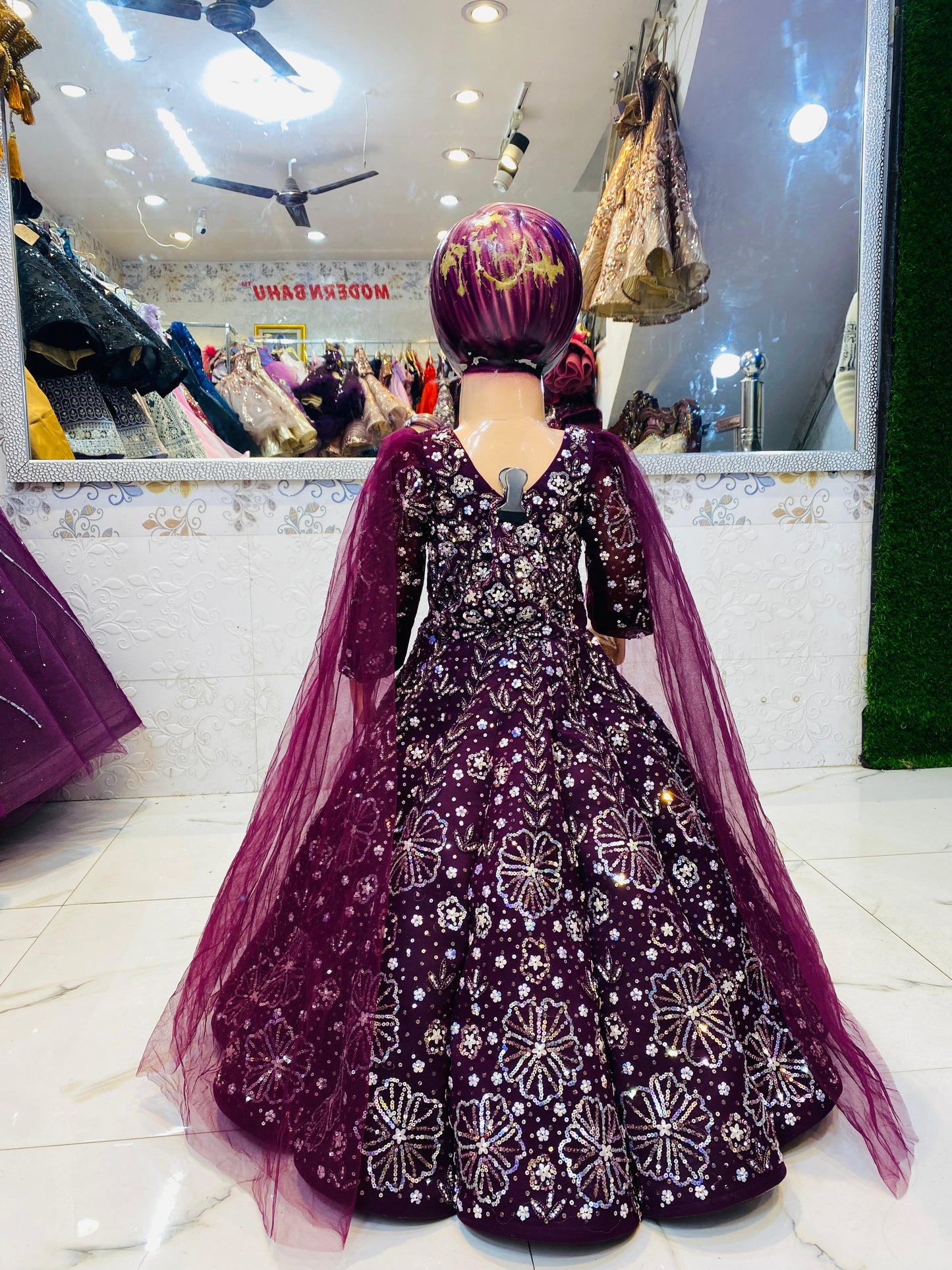 Choti Badi Gul-e-Maroon |Beautifull Handcrafted ball gown | Modern Bahu