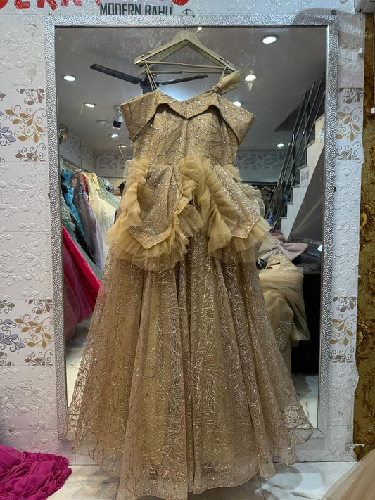 Sparkling Champagne Gold Gown with Ruffled Peplum Waist & Shoulder Bow – Modern Prom & Cocktail Wear