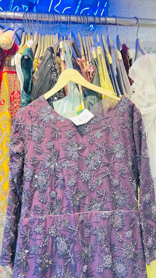 Elegant Dusty Purple Mermaid Gown with Intricate Floral Beadwork & Long Sleeves – Premium Evening Wear