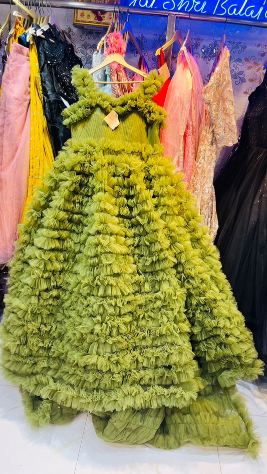 Green Pre-Wedding Gown