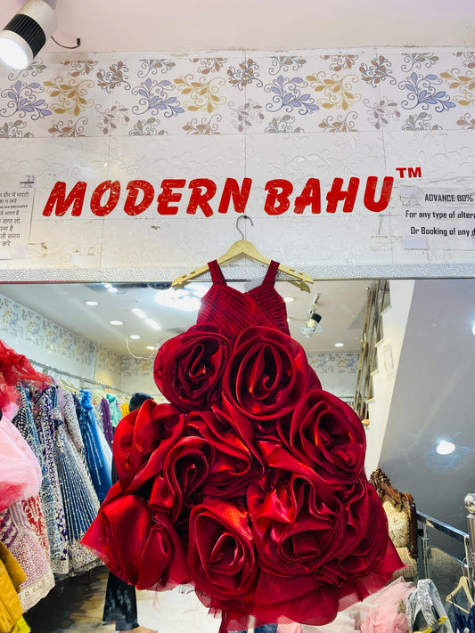 Beautifull Red Flower Gown
